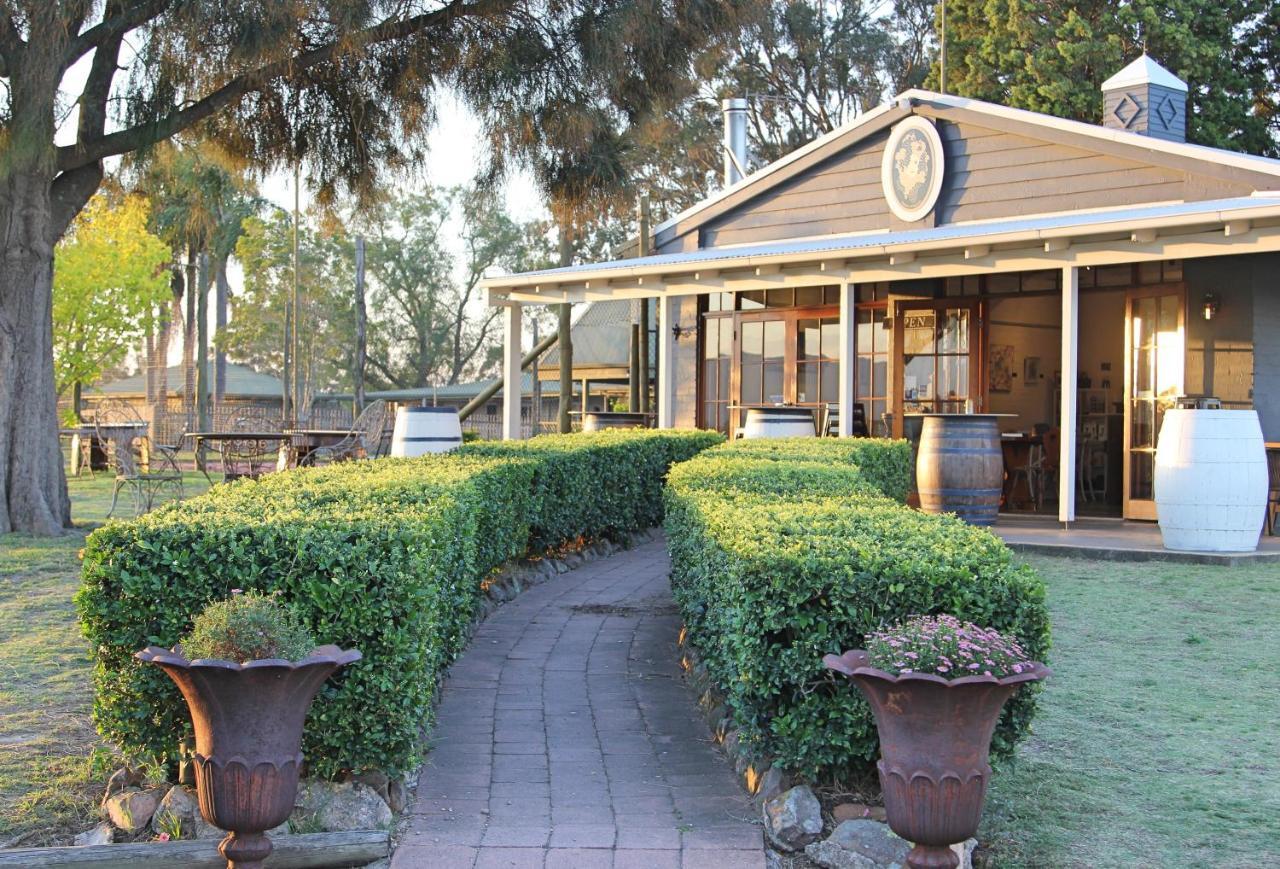 Blueberry Hill Vineyard Stay Rothbury Exterior photo